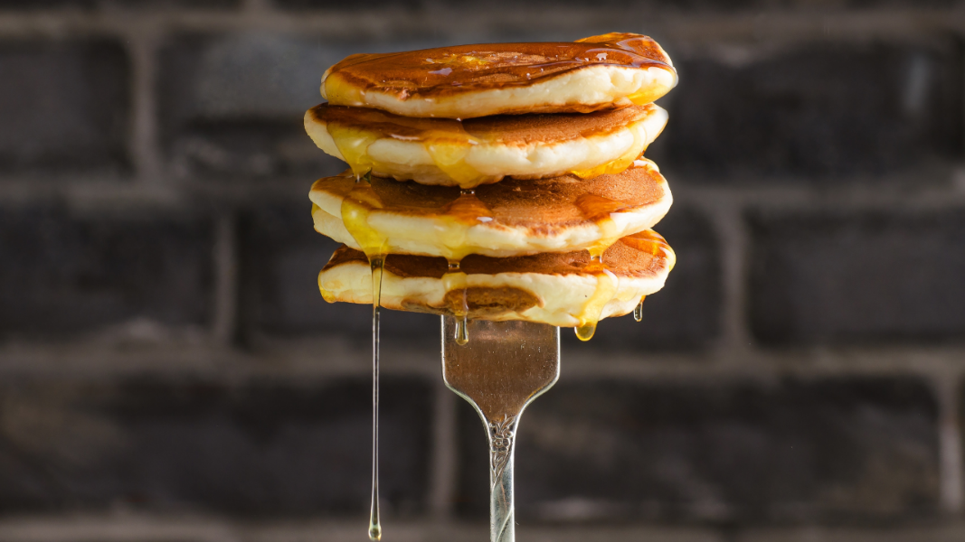 Hoe maak je eiwit pannenkoeken?